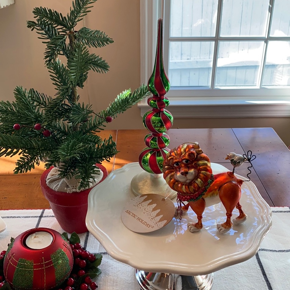 NWT LION HOLIDAY 🎄ORNAMENT 🦁
